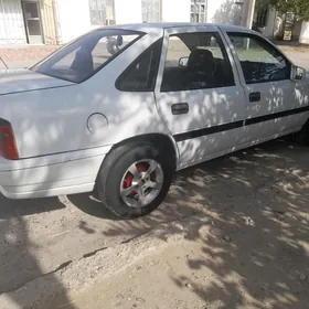 Opel Vectra 1989