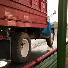 Gaz 53 1990