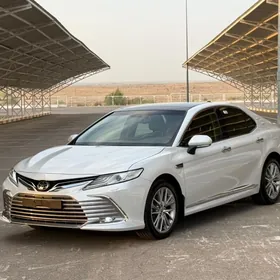 Toyota Camry 2023