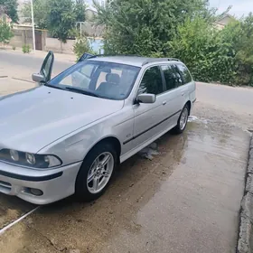 BMW E39 2002