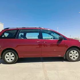 Toyota Sienna 2008