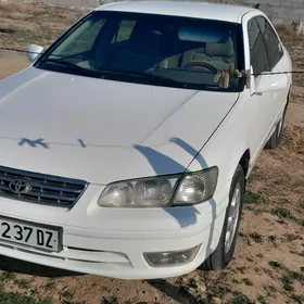 Toyota Camry 2000