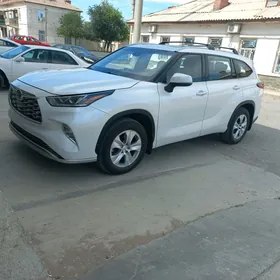 Toyota Highlander 2022
