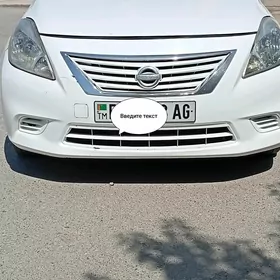 Nissan Versa 2011