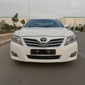 Toyota Camry 2011