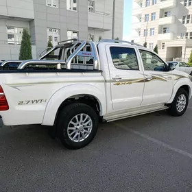 Toyota Hilux 2014
