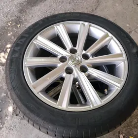 Palta camry xle 17