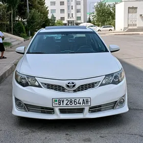 Toyota Camry 2012
