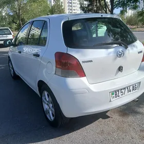 Toyota Yaris 2009