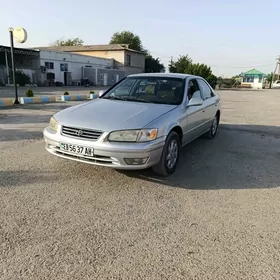 Toyota Camry 2001
