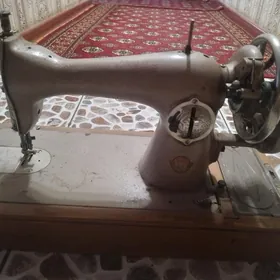 сср швейная машинка