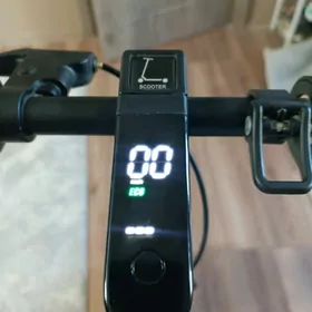 Elektron  Samokat Mi