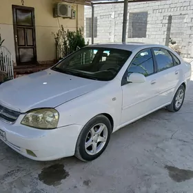Daewoo Lacetti 2004