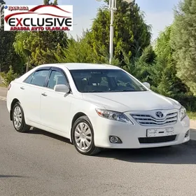 Toyota Camry 2010