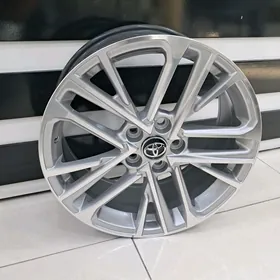 camry 2025 diska.