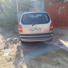 Opel Zafira 2003