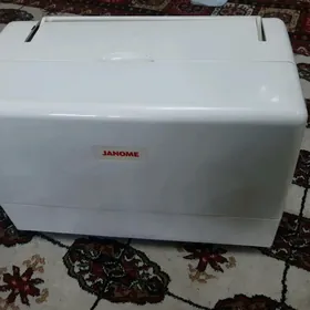 Tikin maşyn ýaka