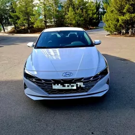 Hyundai Elantra 2020