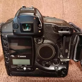 Canon eos1d