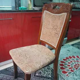 продаются стулья