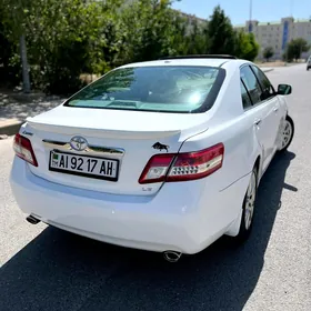 Toyota Camry 2010