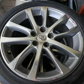 DISKA 18 LIK Toyota 235 60 18