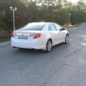Toyota Camry 2012