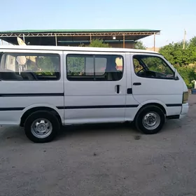 Toyota Hiace 1996