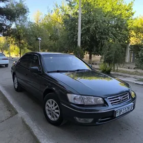 Toyota Camry 2000