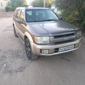 Infiniti QX4 2002