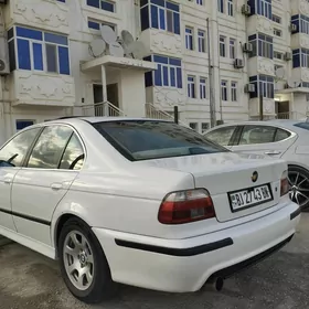 BMW E39 2002