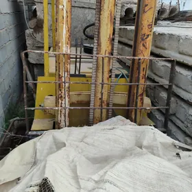 Balkancar ER-2 2000