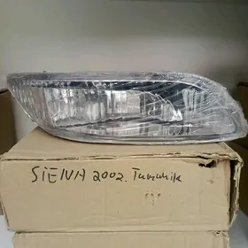 Siena tumanik 2002