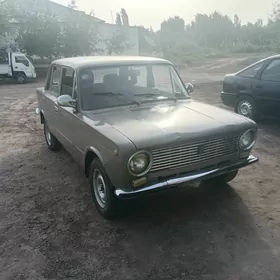 Lada 2104 1983
