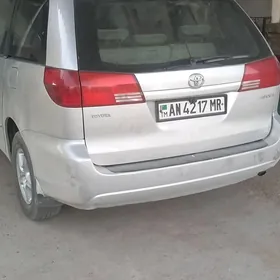 Toyota Sienna 2005