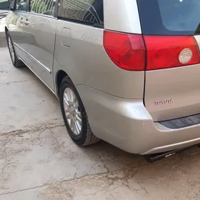 Toyota Sienna 2008