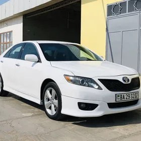 Toyota Camry 2011