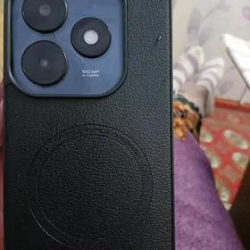 .телефонTecno spark  128 mgb
