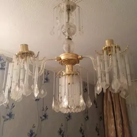 Люстра с подвесками(3 лампочки