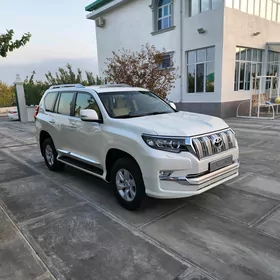 Toyota Land Cruiser Prado 2021