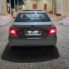 Toyota Camry 2016
