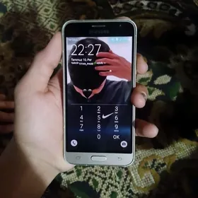 Samsung Galaxy j3
