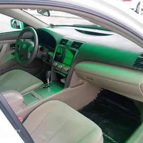 Toyota Camry 2011