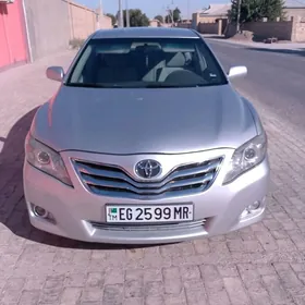 Toyota Camry 2010