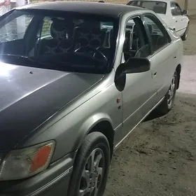 Toyota Camry 2001