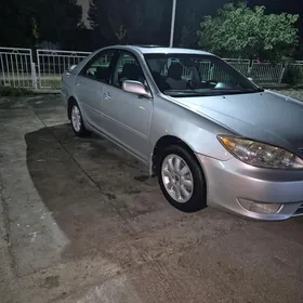 Toyota Camry 2004
