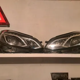 Mercedes-Benz E clas fara