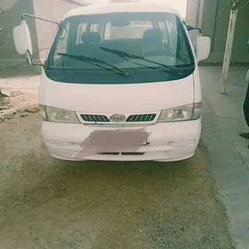 Toyota Hiace 2004