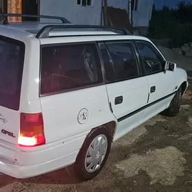Opel Astra 1993