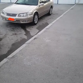 Toyota Camry 1998